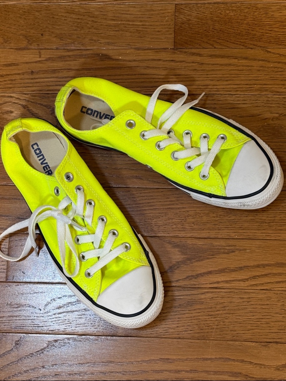 Converse | Highlighter Yellow Sneakers Shoes Size 7 Men’s All Stars